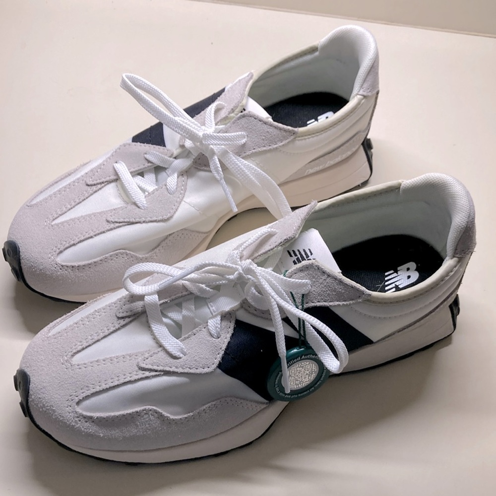 Boys New Balance tennis shoes